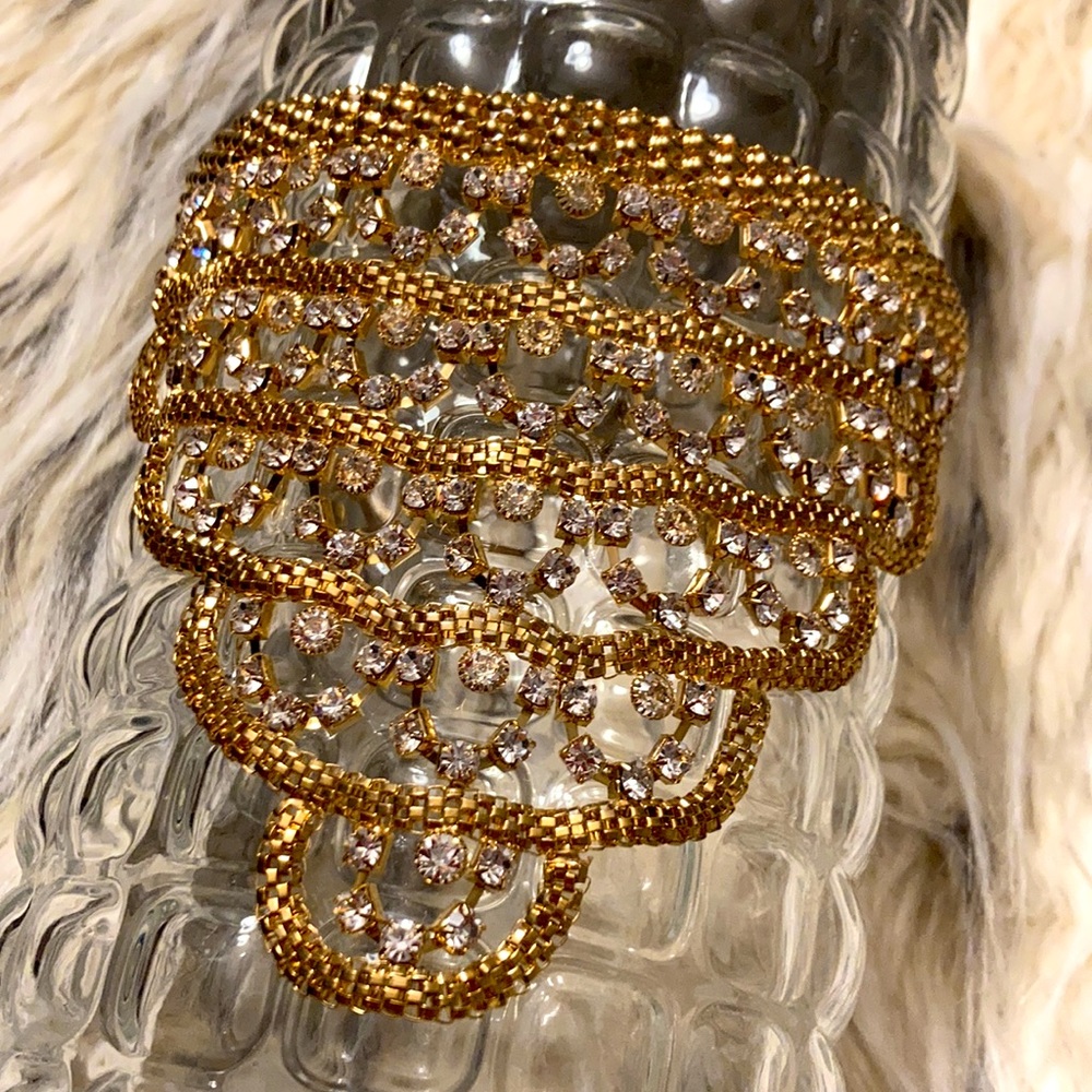 Bling Bling Bib Style Necklace